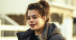 "La vie, l'amour, tout de suite !" : Anna Biolay a-t-elle un lien de parenté avec Benjamin Biolay ?