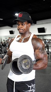 Big Bicep / Tricep Arm Workout 🦍🔥4 Sets | 10-15 Reps | 60sec Rest #armworkout #armday #bicepworkout #tricepworkout #strengthtraining #gymroutine #fitlife #gymmotivation #fitnessjourney #workoutideas #fitfam #musclebuilding #fitnessgoals #healthylifestyle #workoutmotivation #gymgoals #bigarms | Mark Robinson