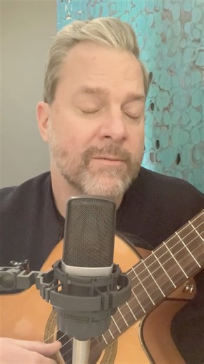 Live in the Studio — “White Cliffs of Dover” (Cover)