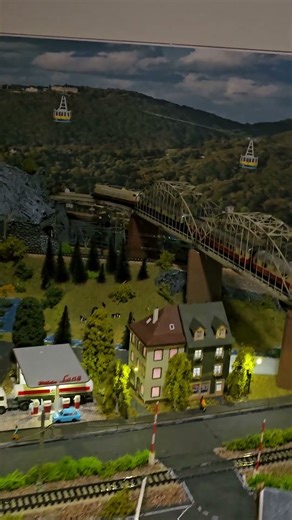 BR103 & ICE experimental #märklin #modellbahn #modeltrains #happyweekend ✌🏻