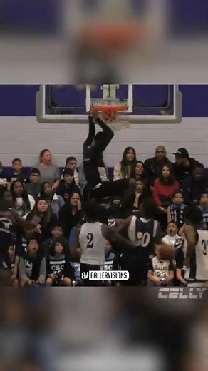 Every short basketball players dream come true 🤯 #shorts