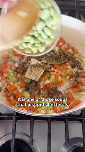 Traditional Minestrone Soup Recipe