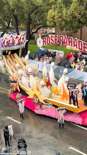 Strike up the fun on Parade Day! The Go Bowling float, “Rolling Together As One”, rolls down the route celebrating energy, teamwork, and the joy of coming together—one frame at a time. From colorful motion to larger-than-life pins, this float is all about connection, community, and starting the New Year with a winning spirit. #RoseParade #ParadeDay #GoBowling @gobowlingdotcom @aes_creative | Rose Parade