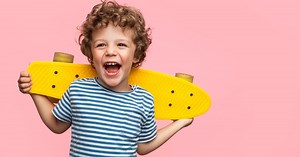 Twój syn potrzebuje cięcia? Taką fryzurę zrobisz mu nawet  sama w domu!