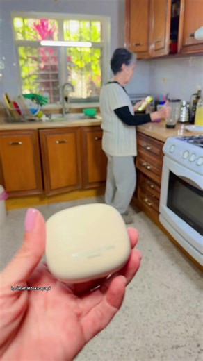 Regalo de Audífonos Bluetooth a mi Mamá