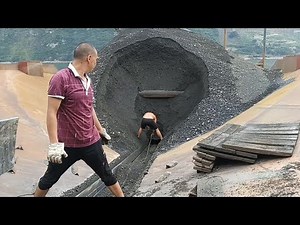 Barge unloading. | Satisfying VIdeo #施工現場實拍