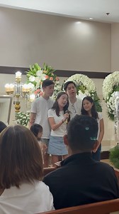 48K views · 8.2K reactions | The kids got to sing at a wake the other night. Such a good reminder that Jesus is our hope. “Jesus said to her, “I am the resurrection and the life. Whoever believes in me, though he die, yet shall he live, and everyone who lives and believes in me shall never die. Do you believe this?”” ‭‭John‬ ‭11‬:‭25‬-‭26‬ ‭ | Teach with Joy | Facebook