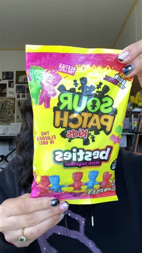 Sour Patch Besties Taste Test Review