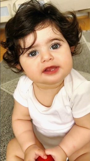 A Little Child Eating Apple 🍎🤤 #realfoolscomedy #shorts #reality