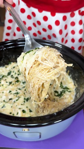 1.1M views · 7.3K reactions | My family can't stop asking for this! Kyra makes an easy crockpot pasta dinner. | Family Style Cooking | Facebook