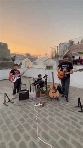 Covered Led Zeppelin’s song Whole lotta love …GOF #brazil #southamerica #viralshorts #viralreels