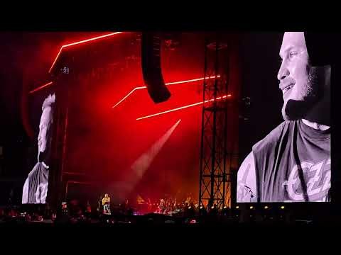 ZACH BRYAN AT THE TOTTENHAM HOTSPUR STADIUM: "Heaven On Tour"