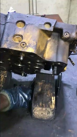 How To Remove Valve Guide On Cylinder Head Caterpillar Engine On 3508, 3512, and 3516