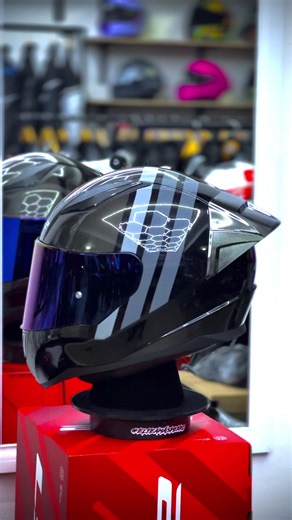 LS2 SHELLEY DISPONIBLE 📍⚡️🤘🏼😎✅‼️‼️ alerón plata mica de color de regalo 🎁 M / L / XL #LS2 #rovacmotors #bikerlife #cascos #motoboutique