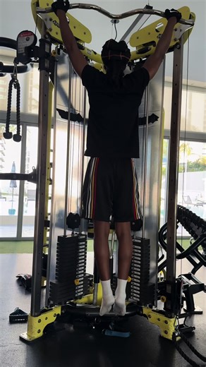 The Real Test of Strength: Clean Pull-Ups Explained