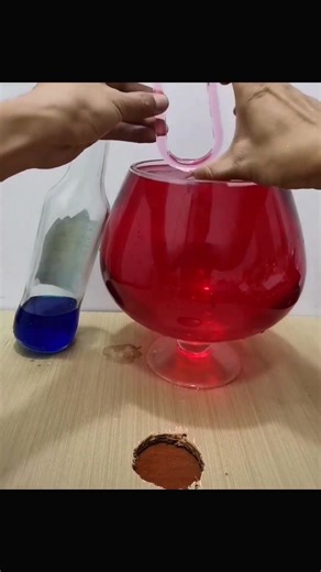 1K views | U shaped tube drainage #experimentvideo #stemedu#diy #craft #Fbreels #petfacts #tips #reels #experiment #unexpected (2) | Matakonnarng | Facebook