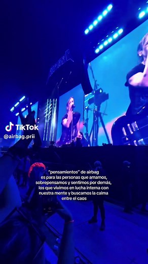 Significado de 'Pensamientos' de Airbag