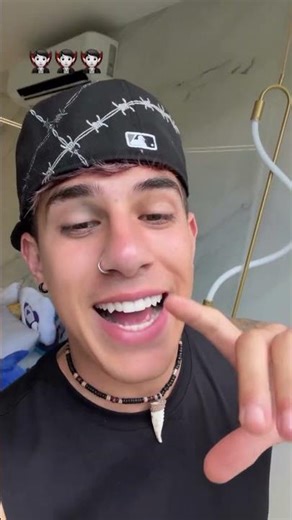 VOID SAYING IT'S GOING TO PUT IT DOWN THERE 🧛‍♂️💚 #emillyvickof #katlenof #leozinn077 #void #void...