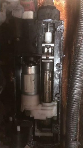 Citroen C5 X7 electric hand brake 9810501780