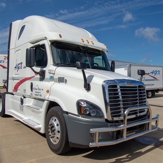 It is exciting to see our new signage going up Pittsburgh International Airport Cargo Building 1!  Thanks to our friends Blair Signs for a job well done. | Air Ground Xpress | Facebook