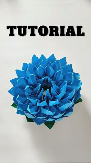 Origami LOTUS🌸💙 Sizes⬇️ 40 blue 7x7 10 blue 6x6 10 blue 5x5 10 green 7x7 . . . . . #origami3d #origamilibrary #origamiart #paperart #origami #origamitutorial #origamitutorials #papertutorials #papertutorial #paperlotus #origamilotus #lotusflowers #lotus #lotusflower #paperflower #paperfolding #origamifolding #flowers #flowerstagram #flowerart #flowerpower #flowerphotography #flowerdesign #flowerorigami #origamiflower #origamiflowers | Origamilibrary
