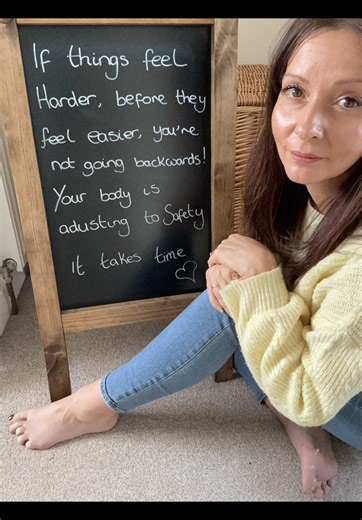 If it feels worse right now, pause. That doesn’t mean you’re going backwards. In narcissistic recovery, things often feel heavier once you leave, set boundaries, or stop explaining yourself. That’s your nervous system adjusting to safety after prolonged emotional control. Nothing has gone wrong. Give yourself time. #nervoussystemregulation #narcissisticrecoveryexpert #domesticabuserecovery #healingafterabuse