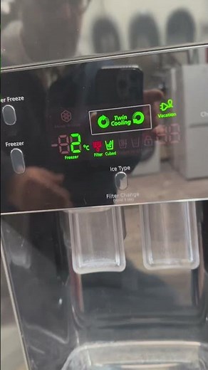 Tutorial on how to reset Samsung American style fridge freezer