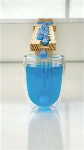 Blue 🔵but Deep Marble rolling fall down🥶#Blue#deep#satisfying #marblerun