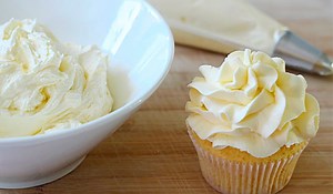 Award-Winning Buttercream Icing Recipe