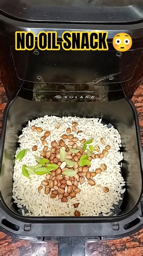 Perfect Healthy Snack 😳 No Oil Recipe #shorts #healthysnack #weightloss #murmura #masalazaika