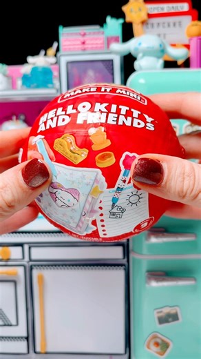Let’s open the new Mini Verse Hello Kitty stationary set! We got Kuromi!! 💜✨