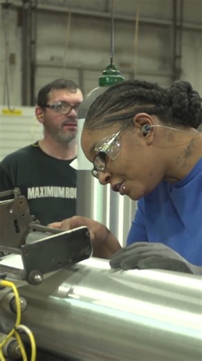 A crack in a scuba tank isn’t just dangerous—it’s deadly