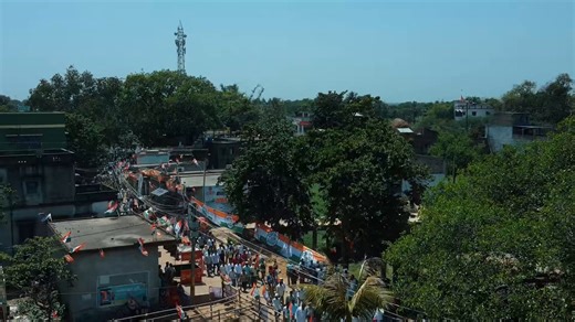 Unable to withstand the unconquerable zeal and fighting spirit of the people of Bengal, even the British were forced to shift India’s capital from Kolkata back to Delhi. Today, we have the modern-day reincarnations of Reginald Dyer and George Curzon, sitting in Delhi and trying to rule Bengal through remote control.Sorry to disappoint you, colonial neo-zamindars. Bengal will remain in the hands of its own daughter. Bengal will never be dictated by the whips of Delhi’s Zamindars. You may have und