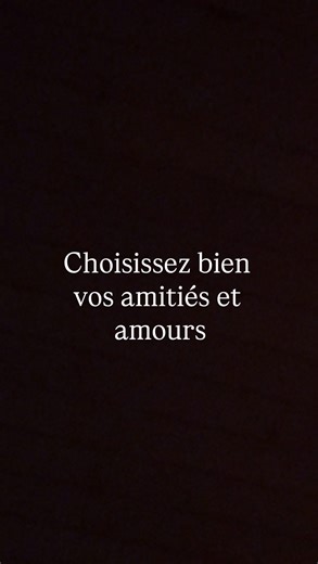 Melody Chassot on Instagram: "Vous devez connaître vos non négociables en matière de relation, et vous y tenir. Si vous ne respectez pas vos besoins et critères (avec un peu de souplesse évidemment), vous risquerez de perdre beaucoup d’énergie et de temps. . Posez-vous les bonnes questions. Pour toute aide relatives aux relations et ton évolution contacte moi via message whatsapp au 079.833.49.62 Infos tarifs et prestations www.lamelodydelame.com Melody Chassot Thérapeute Coach ⚜️ Pour privé & e