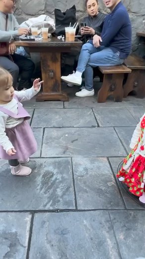 800K views · 10K reactions | Amila being friendly 殺懶 | Amila Sabine | Facebook