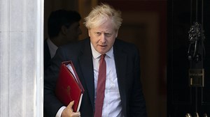 Johnson's controversial Brexit bill clears first hurdle