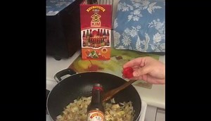 1.9K views · 39 reactions | Pouchong Style Chilli Chicken using our three sauces: Dark Soya, Light Soya and Garlic chilli sauce. *Reupload with better sound. | Pou Chong KIM premium sauces & noodles | Facebook