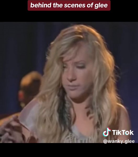 heather and lea high fiving was so cute #glee #gleebehindthescenes #heathermorris #leamichele #nayarivera #kesha #fyp #viral #gleek #rachelberry #gleecontent #foryou #xyzbca #fypシ #foryoupage #gleedigital #gleevideos #gleetok #gleeperformances #gleecast #singing #gleecover #dlaciebie #viralvideo