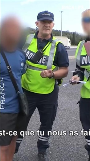 Failed hiding place: customs discovers the WHOLE THING! 😱