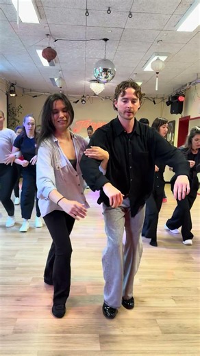 Cuban Salsa Couple Dancing #cubansalsa #salsacubana #salsacuban #timba #salsadance