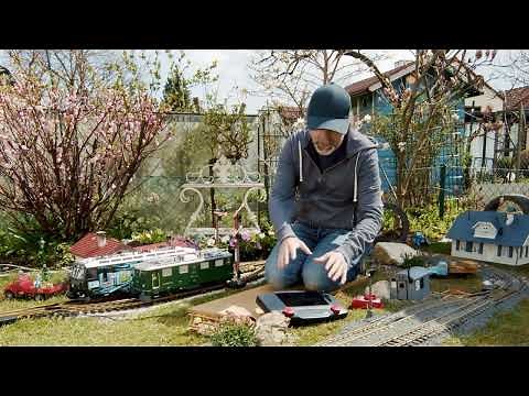 EN 🗣 Automatic digital station control with the LGB garden railway - Episode 18