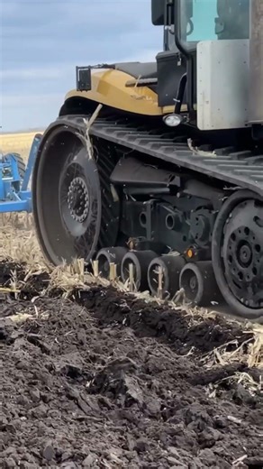 Challenger Driving Deep Into the Earth #CAT_plowing