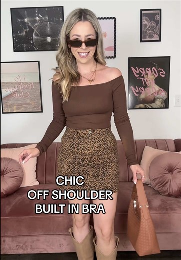 This top with a built in bra is a game changer! I HATE the fussiness of off shoulder tops and this one fixes it AND has a bra! Don’t miss it! #affordablefashion #builtinbra #offshouldertop #womenstops