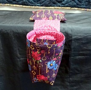 Vintage Keys & Flowers THREAD CATCHER Scrap Catcher Sewing Bag With Pincushion - Etsy UK