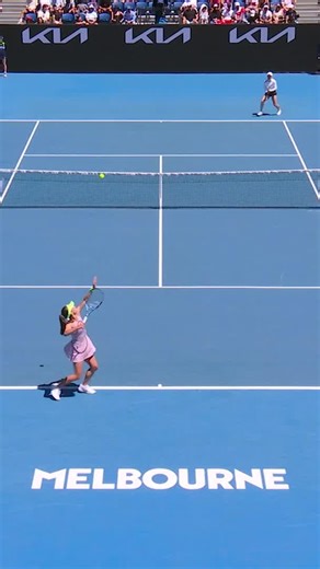 Tweener alert! 🚨 Pure box office tennis. Putintseva pulls off a tweener, but Sonmez is just too good. 🎥: ESPN • TNT Sports • Wide World of Sports • WOWOW | Australian Open