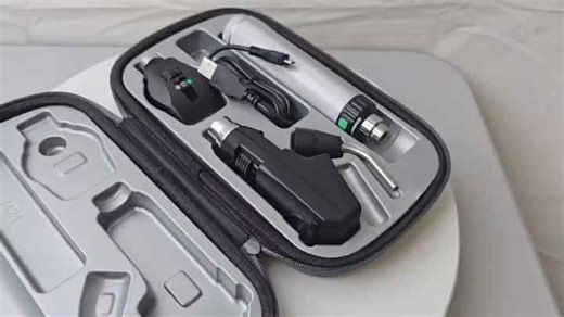 Veterinary Diagnostic Equipment 3 in 1 Set with Ophthalmoscope Retinoscope and Otoscope for Animal Eye Examination