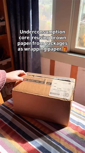 This is your sign to use the brown paper from packages to wrap your holiday gifts instead of overpriced wrapping paper that usually can’t be recycled 🎁 #giftwrapping #ecofriendly #sustainableliving #christmas | Zerowastestore.com