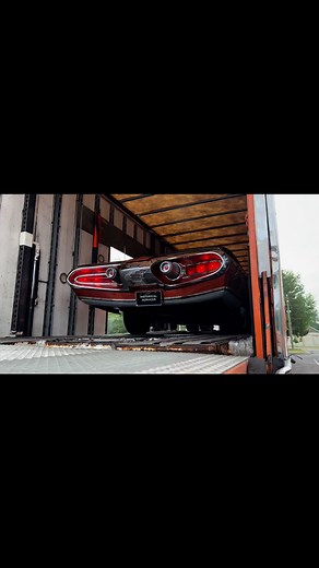 1963 Chrysler Turbine Obsolete Automotive #obsoleteautomotive #Chrysler #Turbine #ChryslerTurbine #MoPar #vintage #1960s #classiccar #car #cars #usa #spaceage #mcm #detroit | Obsolete Automotive