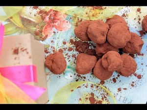 Τρουφάκια σοκολάτας με κακάο και Δαμασκηνα - Chocolate Truffles