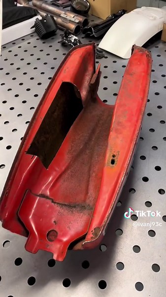 Harley Tank Modification: Custom Build Techniques